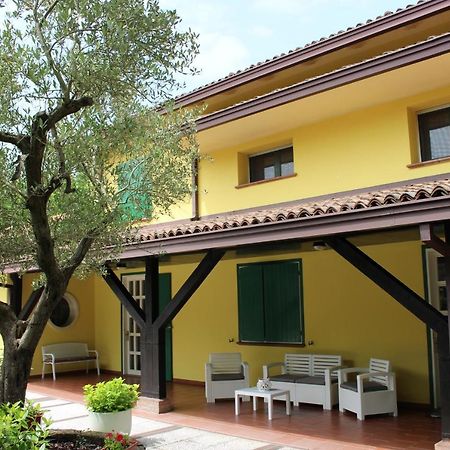 كابري B&B Villa Dei Cigni Reali المظهر الخارجي الصورة