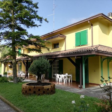 كابري B&B Villa Dei Cigni Reali المظهر الخارجي الصورة